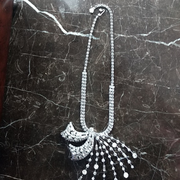 Glorious Hollywood holiday season bling - Picture 4 of 5